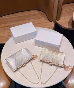 កាបូបចូលរួមមង្គលការ