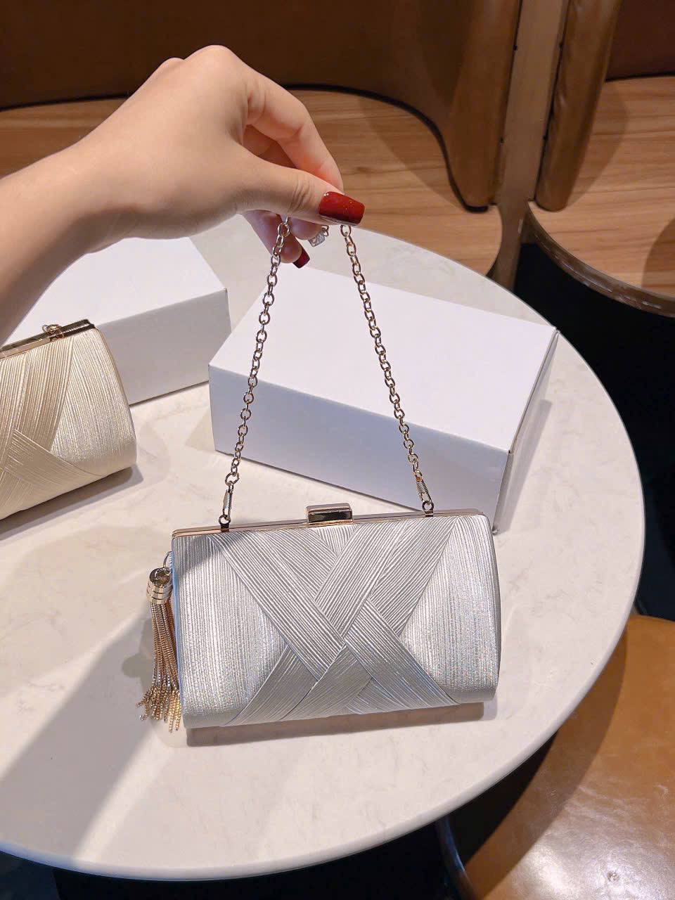 កាបូបចូលរួមមង្គលការ - Image 2