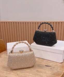 កាបូបចូលរួមមង្គលការ