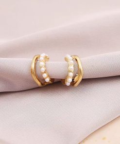 Alternative view of ក្រវិលកង