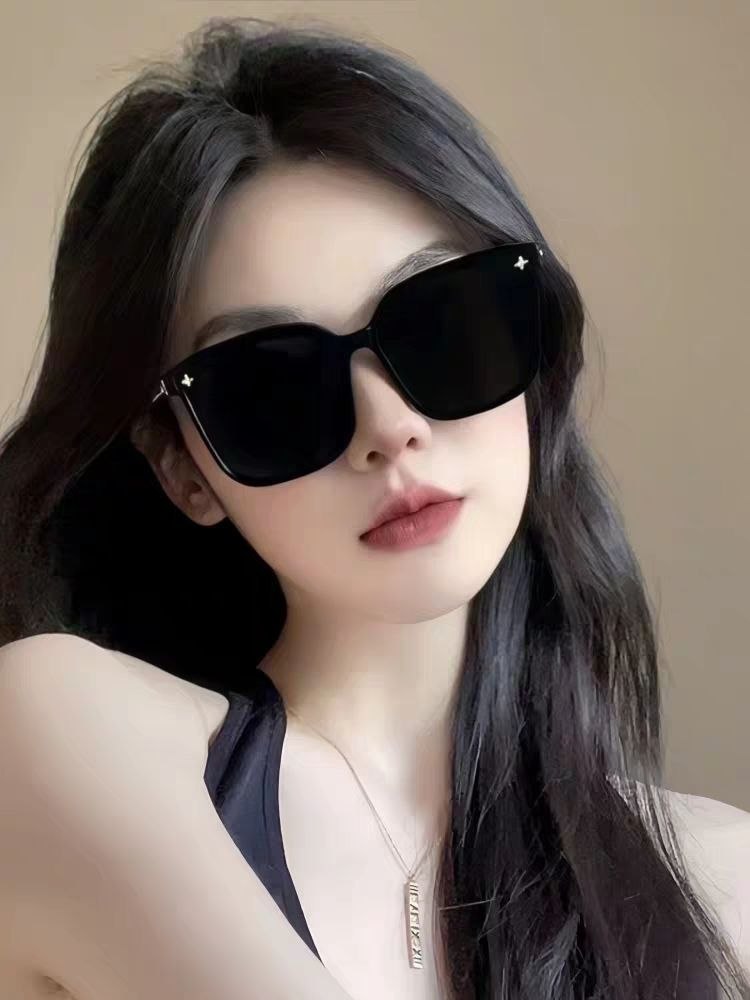 វែនតា(Sun glasses)